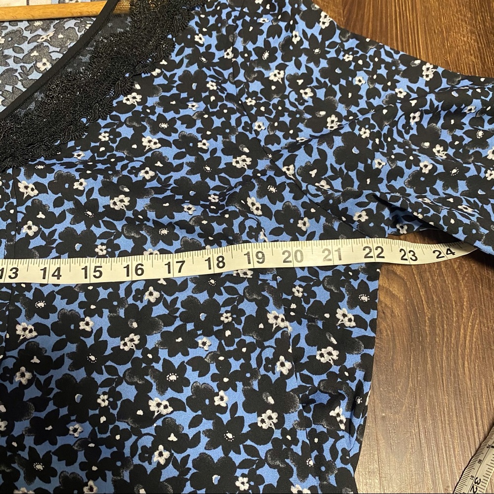 Bella Kim gravel blue floral peasant sleeve L - Picture 9 of 9